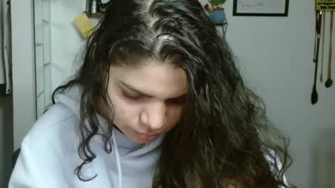 Karoll online show from 21, 10, 2025