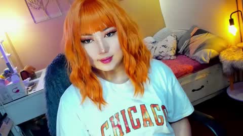 MISS ALICIA online show from 1, 3, 2025