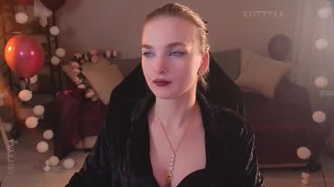 Kottyaa cb FOLLOWING  online show from 27, 11, 2025