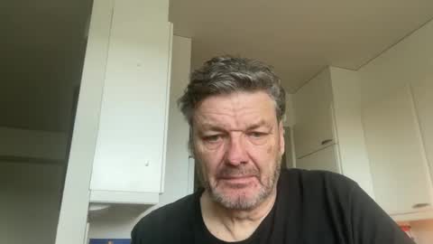 kovapoika online show from 19, 10, 2025