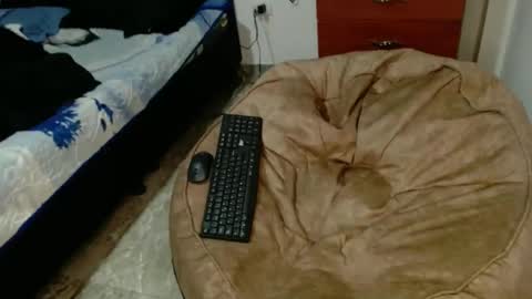 kratos_and_afrodita online show from 3, 10, 2025