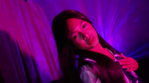 Snapshot of krimpie_xx chatting on 28, 2, 2026 krimpie_xx online show from 28, 2, 2026