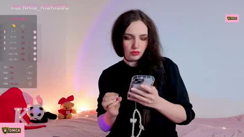 Snapshot of kris_kiskis chatting on 11, 3, 2025 Kris kiskis online show from 11, 3, 2025