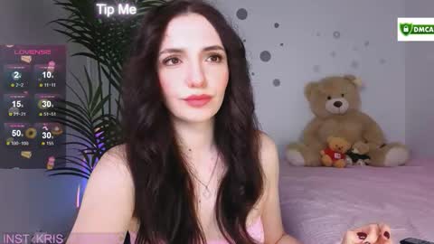 Snapshot of kris_kiskis chatting on 3, 10, 2025 Kris kiskis online show from 3, 10, 2025