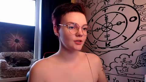 Snapshot of krisneal chatting on 16, 11, 2025 krisneal online show from 16, 11, 2025