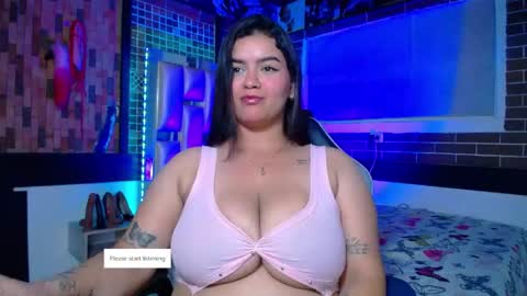 kriss_sweetboobs online show from 17, 4, 2026