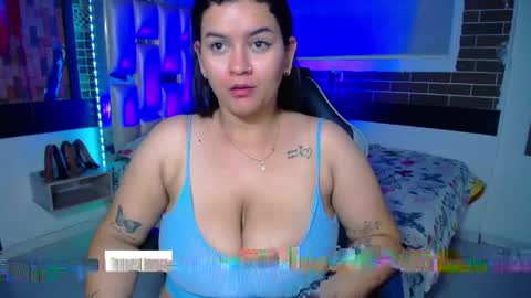 Snapshot of kriss_sweetboobs chatting on 18, 4, 2026 kriss_sweetboobs online show from 18, 4, 2026