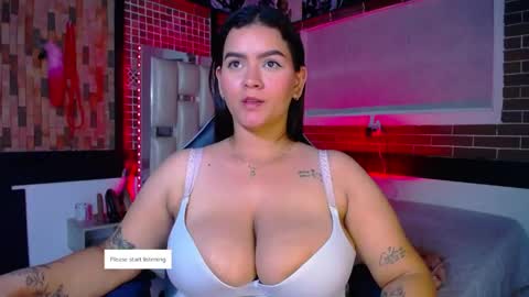 Snapshot of kriss_sweetboobs chatting on 30, 4, 2026 kriss_sweetboobs online show from 30, 4, 2026