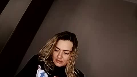 KrissSexi online show from 9, 9, 2025