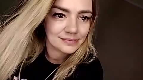 KrissSexi online show from 15, 9, 2025