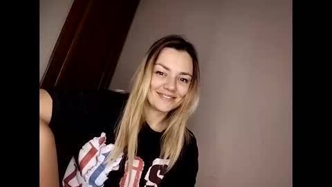 KrissSexi online show from 15, 11, 2025