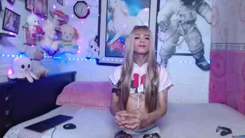 Snapshot of krisstal703358 chatting on 14, 2, 2026 krisstal703358 online show from 14, 2, 2026