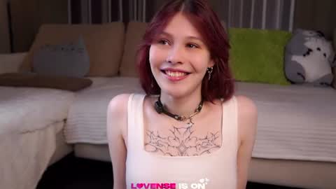 Snapshot of krissyhei chatting on 28, 6, 2026 Sarah online show from 28, 6, 2026
