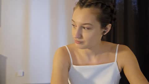 kristandaty online show from 22, 2, 2026