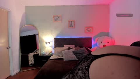 Kristen online show from 28, 2, 2025