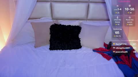 Kristen online show from 7, 10, 2025