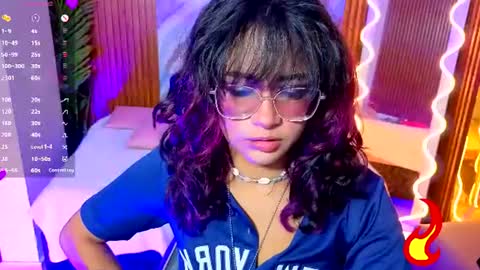 kristen_tay online show from 15, 7, 2026