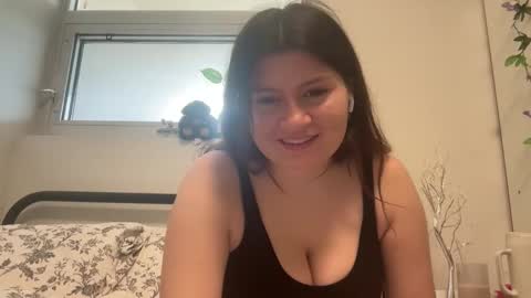 Snapshot of kristenluv23 chatting on 29, 10, 2025 Kristen luv online show from 29, 10, 2025