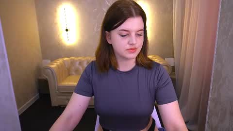 Snapshot of kristifoxy chatting on 9, 7, 2026 kristifoxy online show from 9, 7, 2026