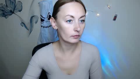 Snapshot of kristinahech_ chatting on 18, 10, 2025 Kristi online show from 18, 10, 2025