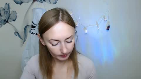 Snapshot of kristinahech_ chatting on 20, 10, 2025 Kristi online show from 20, 10, 2025