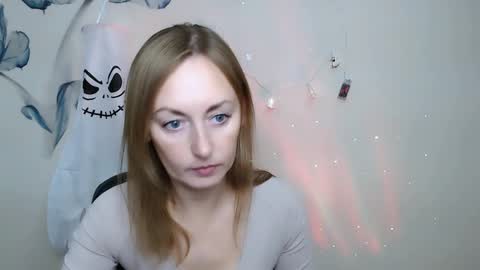 Snapshot of kristinahech_ chatting on 21, 10, 2025 Kristi online show from 21, 10, 2025