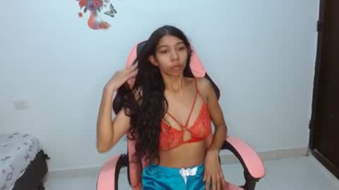 Snapshot of kristine_05 chatting on 21, 7, 2026 kristine_05 online show from 21, 7, 2026