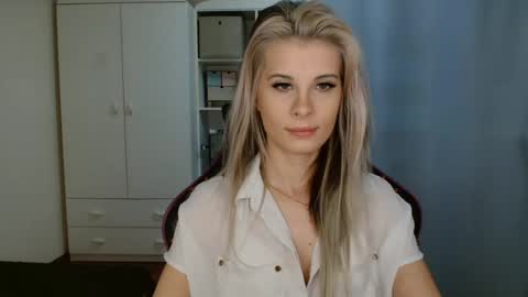 KristineAmore online show from 31, 3, 2026