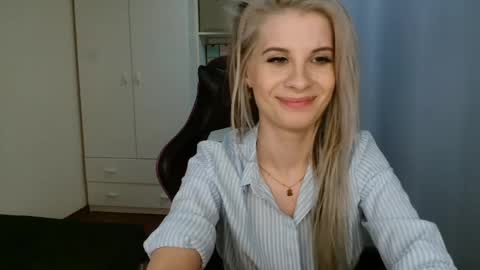 KristineAmore online show from 27, 5, 2026