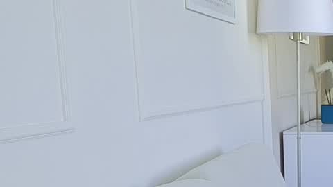 Kristi online show from 6, 10, 2025