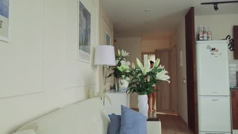 Kristi online show from 10, 4, 2026