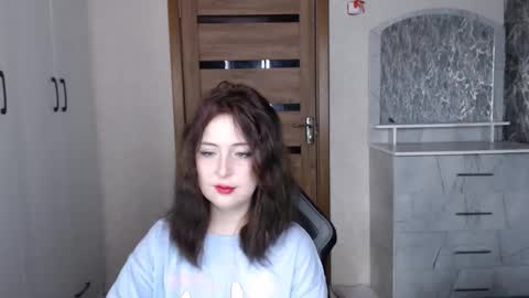 Kristy online show from 4, 11, 2025