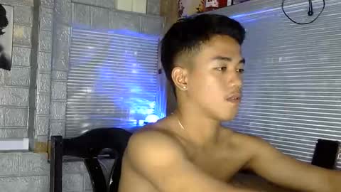 kritthanarkorn online show from 3, 2, 2026