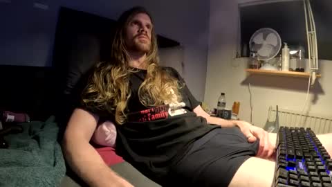 Krullz online show from 1, 12, 2025