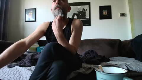 Snapshot of krummersaebel chatting on 19, 2, 2025 krummersaebel online show from 19, 2, 2025