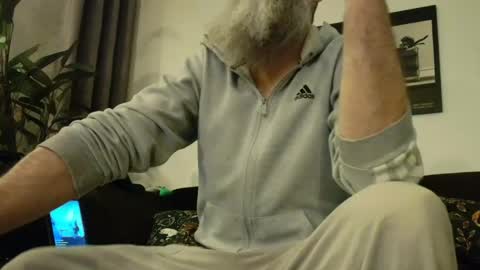 Snapshot of krummersaebel chatting on 15, 4, 2026 krummersaebel online show from 15, 4, 2026