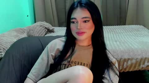 Snapshot of krystal_angel chatting on 24, 6, 2026 krystal_angel online show from 24, 6, 2026