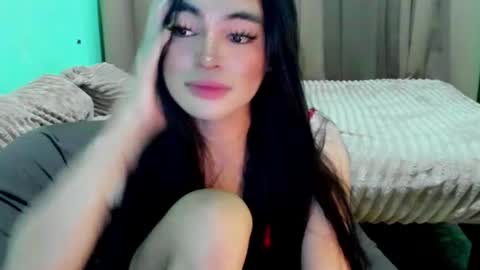 Snapshot of krystal_angel chatting on 5, 7, 2026 krystal_angel online show from 5, 7, 2026