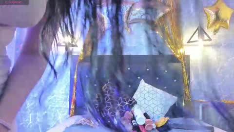 Snapshot of krystal_taylor23 chatting on 9, 10, 2025 Kystal Taylor online show from 9, 10, 2025