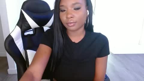 Krystal Blake online show from 29, 10, 2025