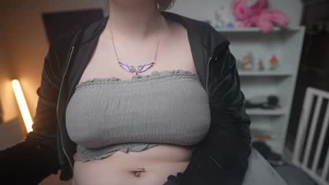 Krystal Syx online show from 8, 2, 2025