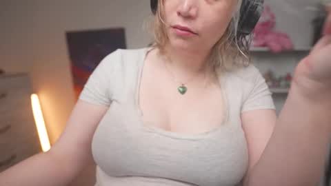 Krystal Syx online show from 26, 11, 2025