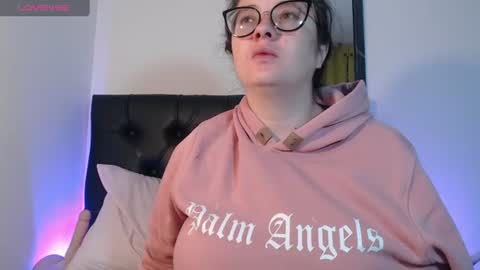 kryystaladams online show from 29, 7, 2026