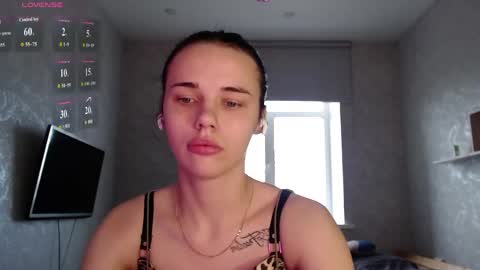 Ksenia online show from 6, 6, 2026