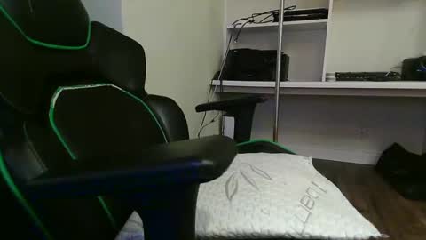 Kevin online show from 24, 10, 2025