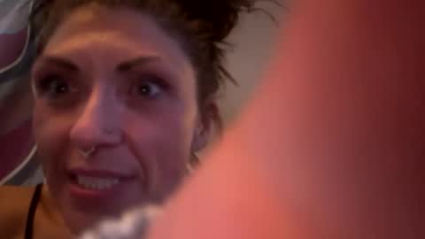 Snapshot of kteewilds chatting on 18, 3, 2026 kteewilds online show from 18, 3, 2026