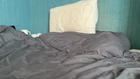 KTfemboy online show from 5, 7, 2026