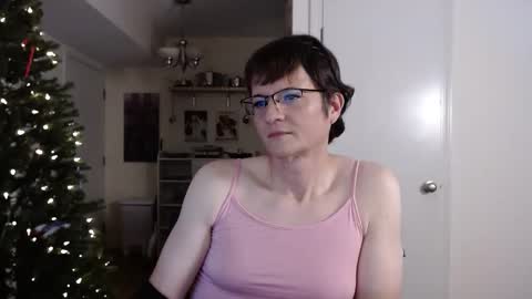 Snapshot of ktrichards77 chatting on 10, 11, 2025 Cait online show from 10, 11, 2025