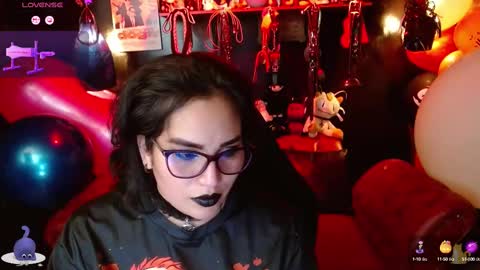 Fetiche Woman online show from 3, 10, 2025