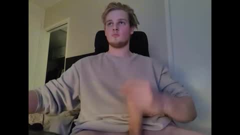 Snapshot of kuukkeli7 chatting on 13, 1, 2025 kuukkeli7 online show from 13, 1, 2025